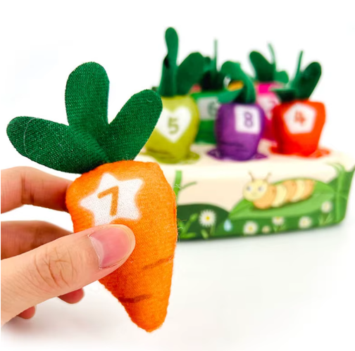 Montessori Karotten Steckspiel aus Filz ab 18 Monaten – Lernspiel für Farben, Zahlen & Motorik
